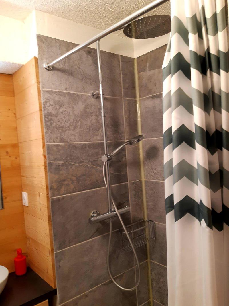 Holiday in mountain resort 2 room apartment sleeping corner 4 people (SOL508) - Résidence le Soleil - Les 2 Alpes - Shower