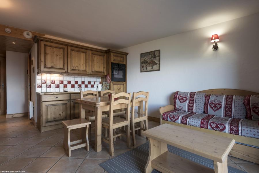 Wakacje w górach Apartament 3 pokojowy 4 osób (B04) - Résidence le St Bernard - Les Arcs - Pokój gościnny