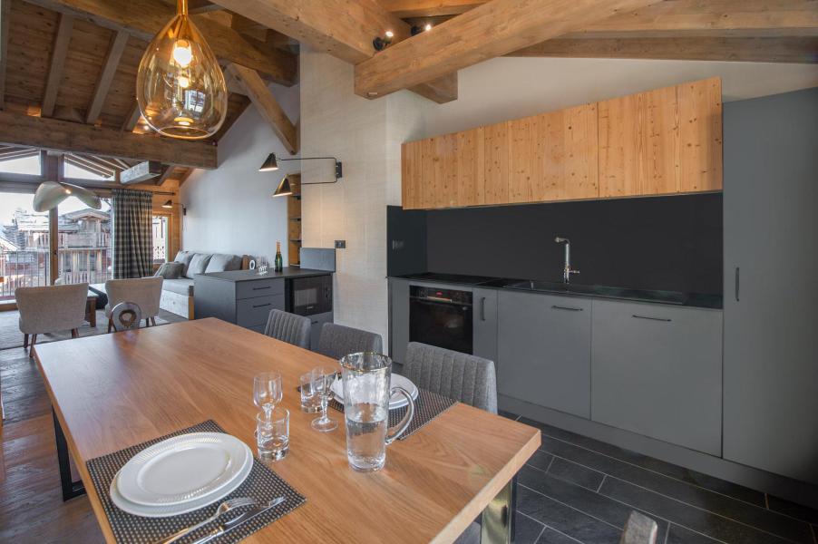 Holiday in mountain resort 5 room triplex apartment 8 people - Résidence le Stan - Courchevel - Accommodation