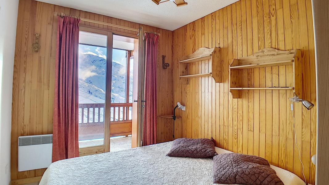Urlaub in den Bergen 2-Zimmer-Holzhütte für 6 Personen (8) - Résidence le Tétras Lyre - Les Menuires - Schlafzimmer
