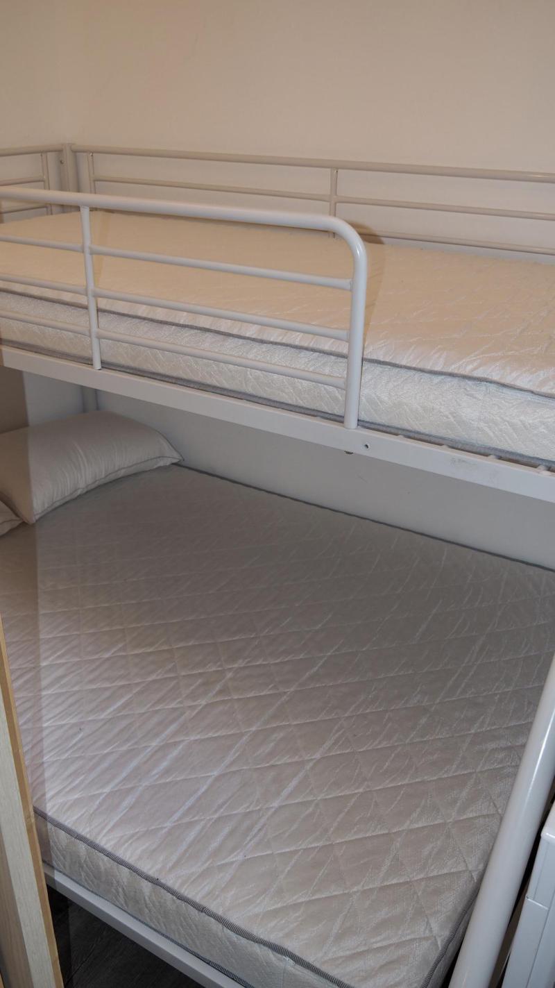 Vakantie in de bergen Studio cabine 4 personen (C79) - Résidence le Thabor - Valfréjus - Kamer