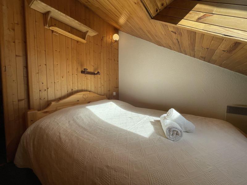 Urlaub in den Bergen 4 Zimmer Maisonettewohnung für 6 Personen (15) - Résidence le Troillet - Méribel - Schlafzimmer