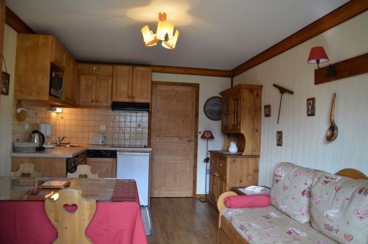 Vakantie in de bergen Appartement 2 kamers 4 personen (1010) - Résidence le Valmont - Les Menuires - Woonkamer