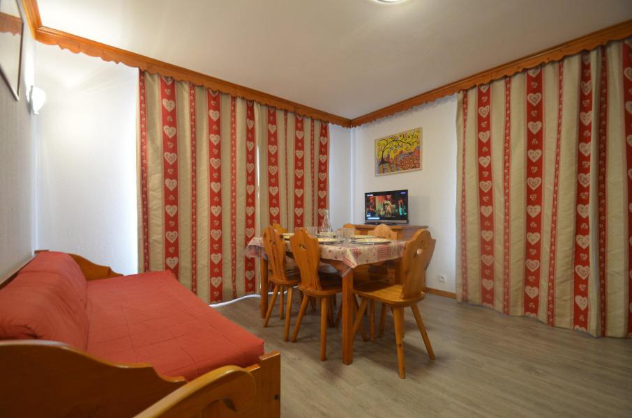 Vakantie in de bergen Appartement 3 kamers 6 personen (505) - Résidence le Valmont - Les Menuires - Woonkamer
