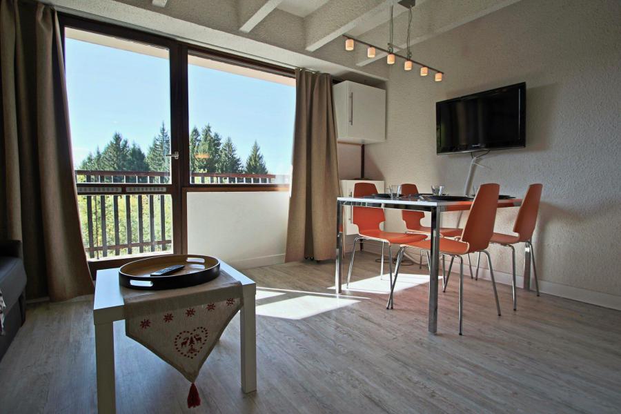 Urlaub in den Bergen Studio Schlafnische 4 Personen (0107) - Résidence le Vernon - Chamrousse - Wohnzimmer