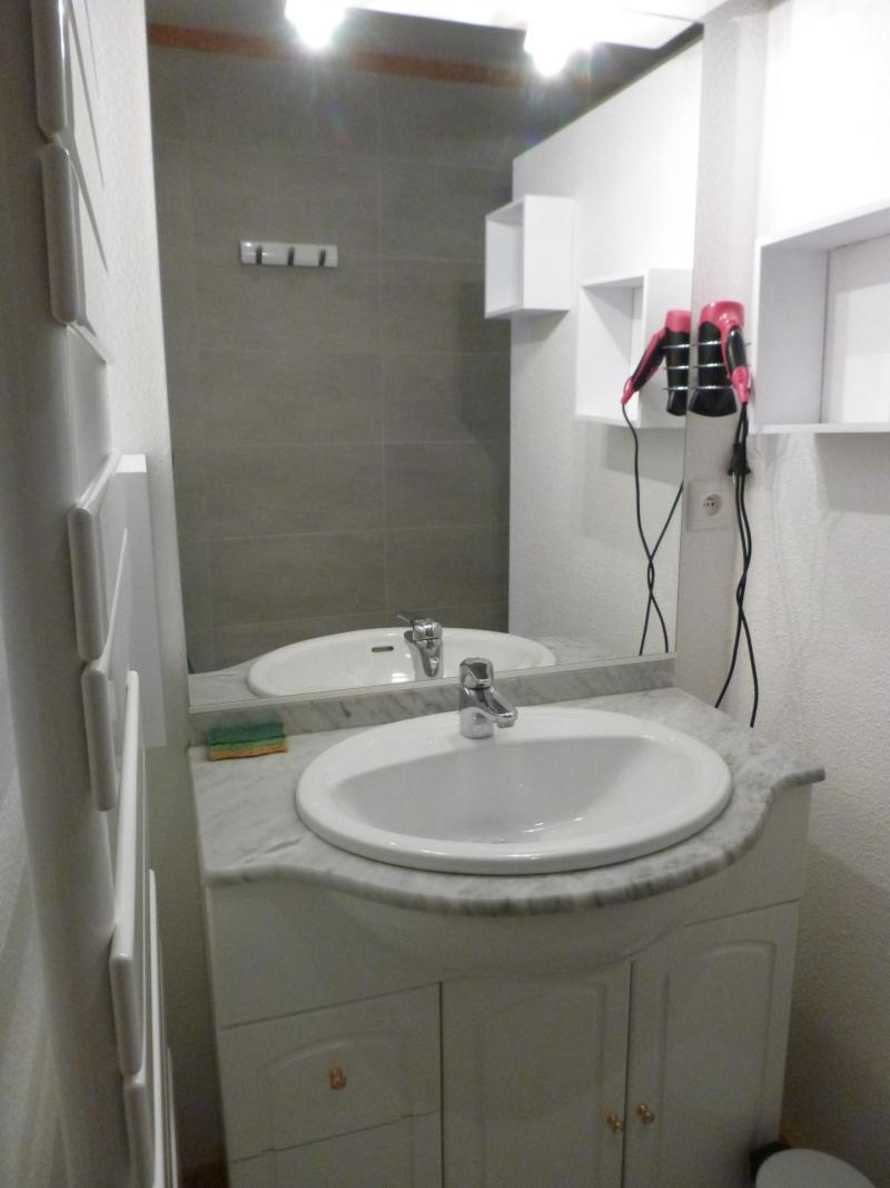 Vacaciones en montaña Apartamento 2 piezas para 5 personas (873) - Résidence le Vieux Noyer - Le Grand Bornand - Lavabo