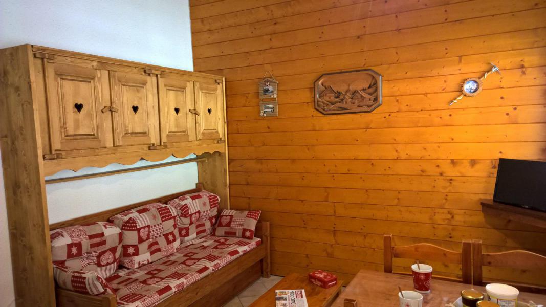 Holiday in mountain resort 2 room apartment 4 people (VI92V) - Résidence le Village - La Norma - Living room