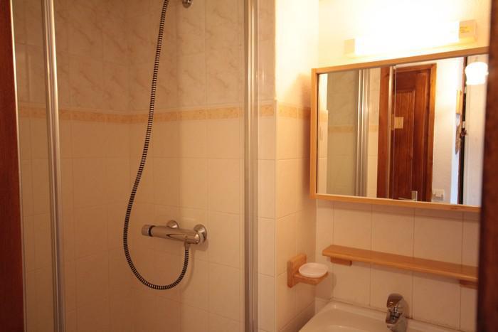Holiday in mountain resort 2 room apartment 4 people (311) - Résidence le Village 3 - Les Saisies - Shower room