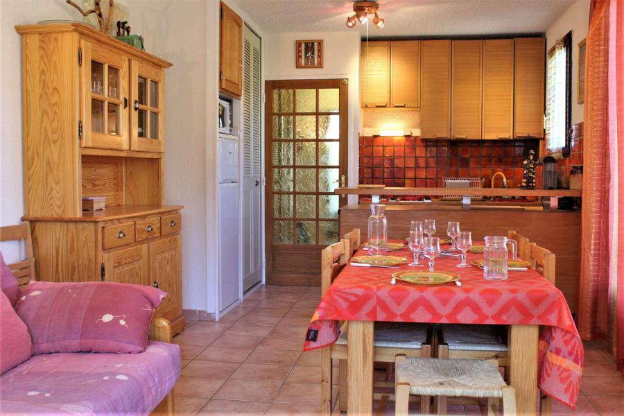 Holiday in mountain resort 3 room apartment cabin 6 people (13) - Résidence le Villaret II - Risoul - Living room