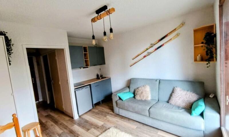 Rent in ski resort Studio 4 people (Budget 19m²-1) - Résidence Le Villaret - MH - Vars - Living room