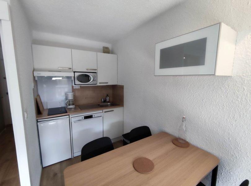 Vacanze in montagna Appartamento 1 stanze per 4 persone (ADR I 517) - Résidence les Adrets I - Isola 2000 - Cucina aperta