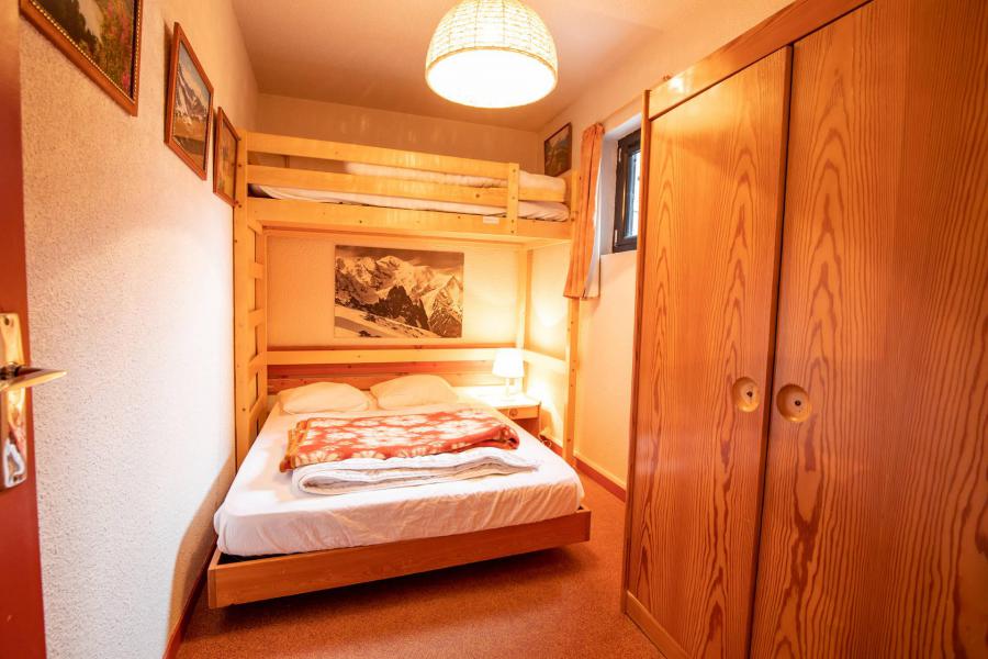 Holiday in mountain resort 2 room apartment sleeping corner 4 people (AI26HD) - Résidence les Airelles - La Norma - Bedroom