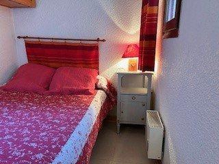 Holiday in mountain resort 2 room apartment sleeping corner 4 people (10B) - Résidence les Airelles B - Risoul - Bedroom