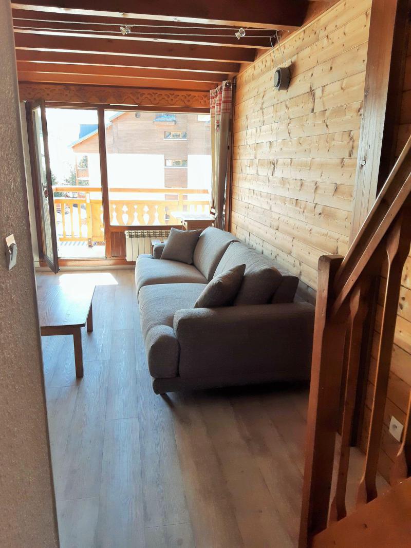 Holiday in mountain resort 3 room duplex apartment 8 people (403) - Résidence les Alberges C - Les 2 Alpes - Living room