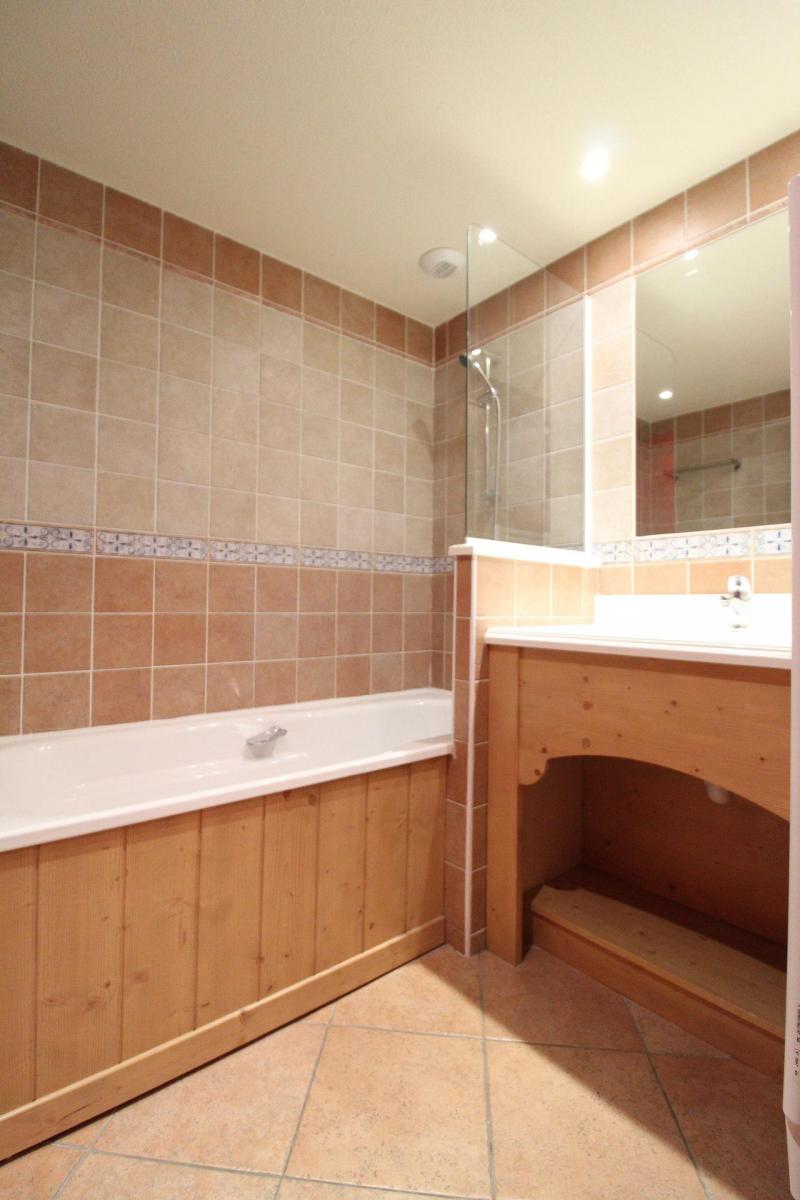 Holiday in mountain resort 2 room apartment 4 people (E316) - Résidence les Alpages - Val Cenis - Bathroom