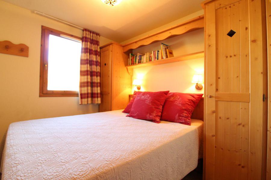 Urlaub in den Bergen 3-Zimmer-Appartment für 6 Personen (B003) - Résidence les Alpages - Val Cenis - Schlafzimmer