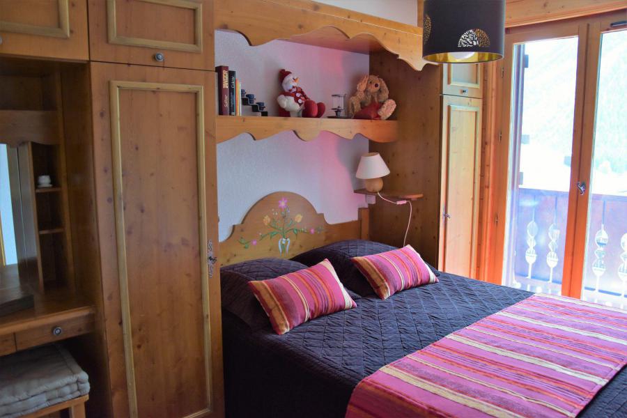 Urlaub in den Bergen 3-Zimmer-Appartment für 6 Personen (12) - Résidence les Alpages de Pralognan C - Pralognan-la-Vanoise - Schlafzimmer