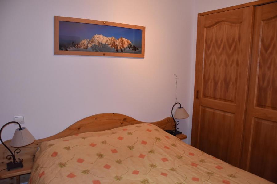 Urlaub in den Bergen 3-Zimmer-Appartment für 4 Personen (1) - Résidence les Alpages de Pralognan E - Pralognan-la-Vanoise - Schlafzimmer