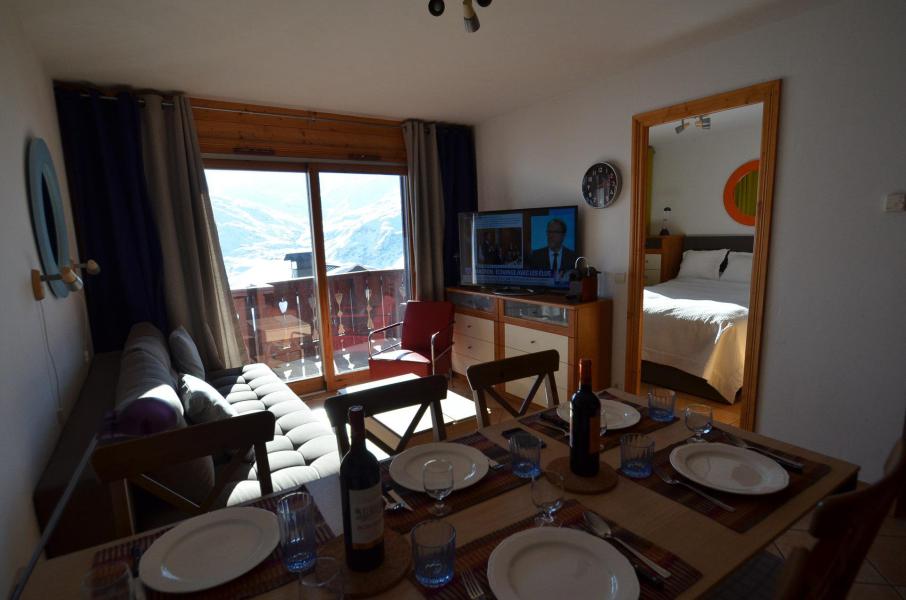 Vakantie in de bergen Appartement 2 kabine kamers 4 personen (11) - Résidence les Alpages de Reberty - Les Menuires - Woonkamer