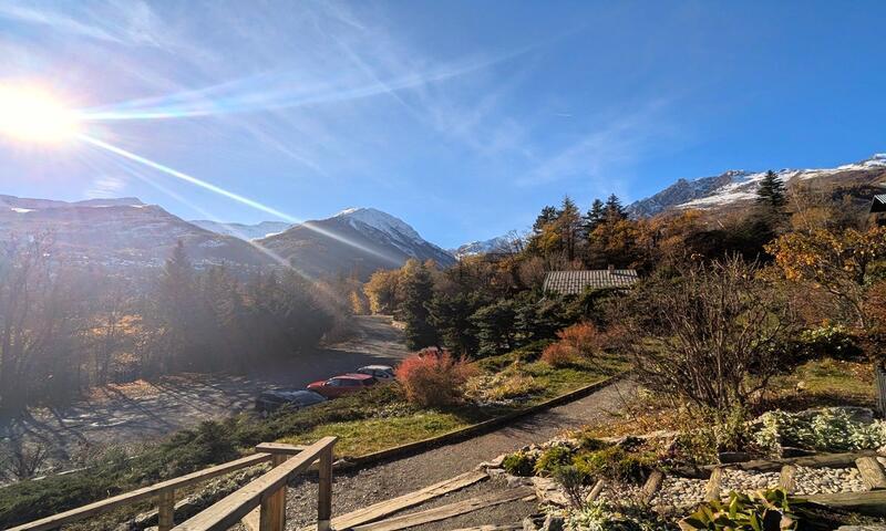 Holiday in mountain resort 2 room apartment 4 people (39m²) - Résidence Les Anémones - Pelvoux - Summer outside