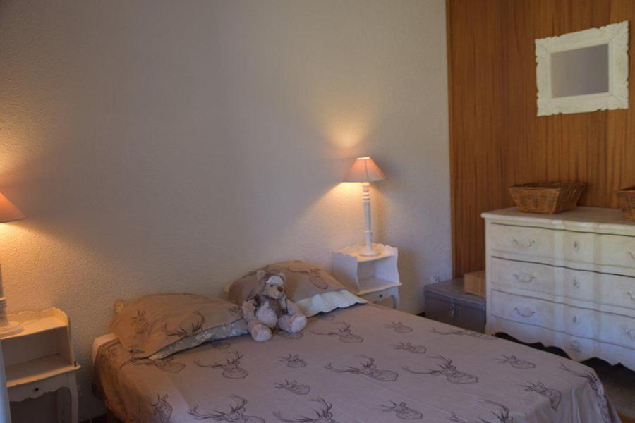 Urlaub in den Bergen 2-Zimmer-Berghütte für 6 Personen (A36) - Résidence les Anges - Montgenèvre - Schlafzimmer