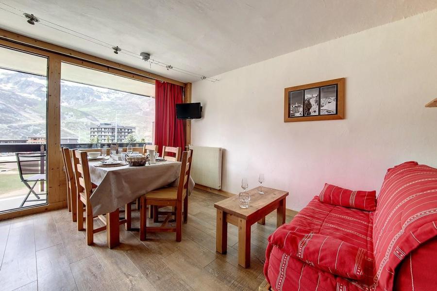 Holiday in mountain resort 2 room apartment 4 people (0111) - Résidence les Aravis - Les Menuires - Living room