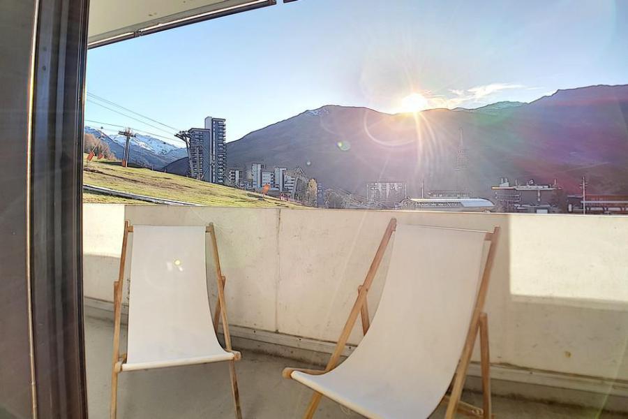 Vacaciones en montaña Apartamento 2 piezas para 6 personas (115) - Résidence les Aravis - Les Menuires - Balcón