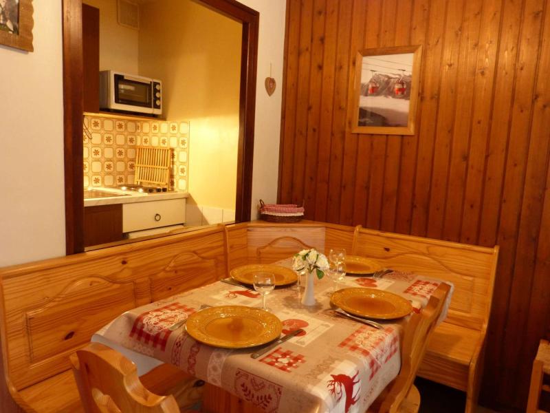 Vacanze in montagna Studio con alcova per 4 persone (0S) - Résidence les Arces - Le Grand Bornand - Soggiorno