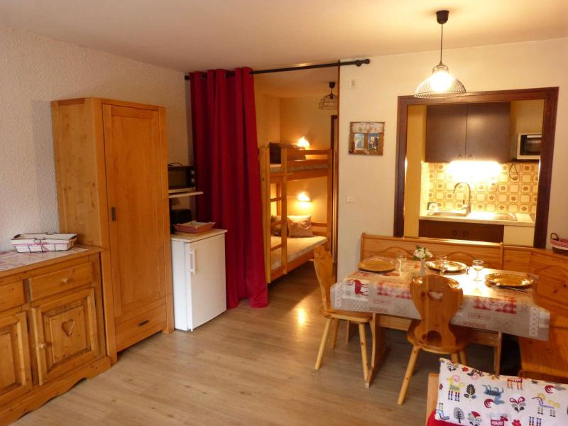 Urlaub in den Bergen Studio Schlafnische 4 Personen (0S) - Résidence les Arces - Le Grand Bornand - Wohnzimmer