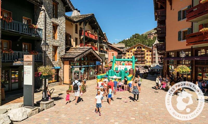 Ski verhuur Résidence Les Arcs 1950 le Village - MH - Les Arcs - Buiten zomer