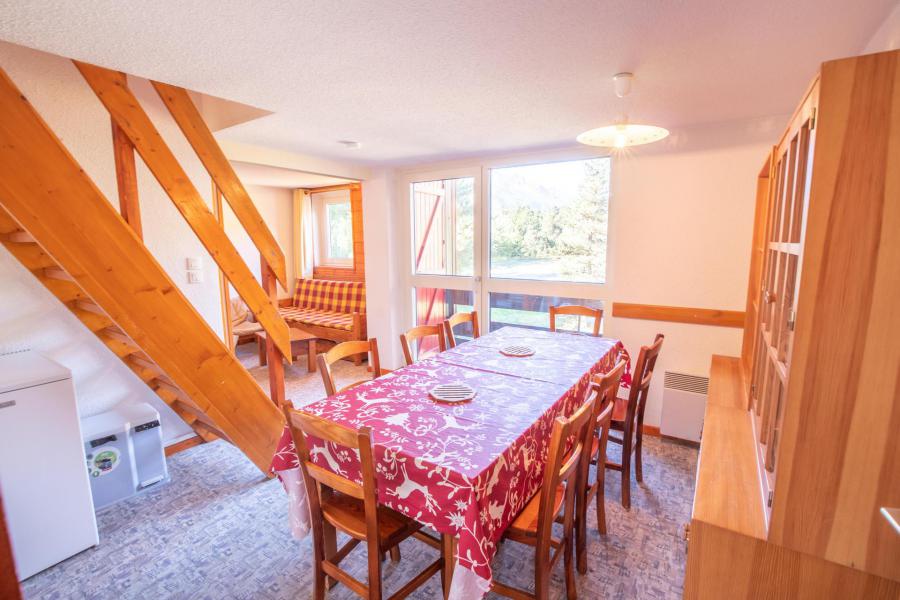 Vakantie in de bergen Appartement 3 kamers mezzanine 8 personen (AR17A) - Résidence les Arolles - La Norma - Woonkamer