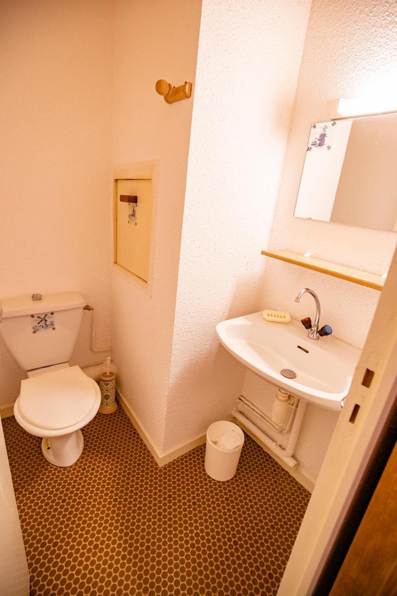 Vakantie in de bergen Appartement 3 kamers mezzanine 8 personen (AR24B) - Résidence les Arolles - La Norma - WC