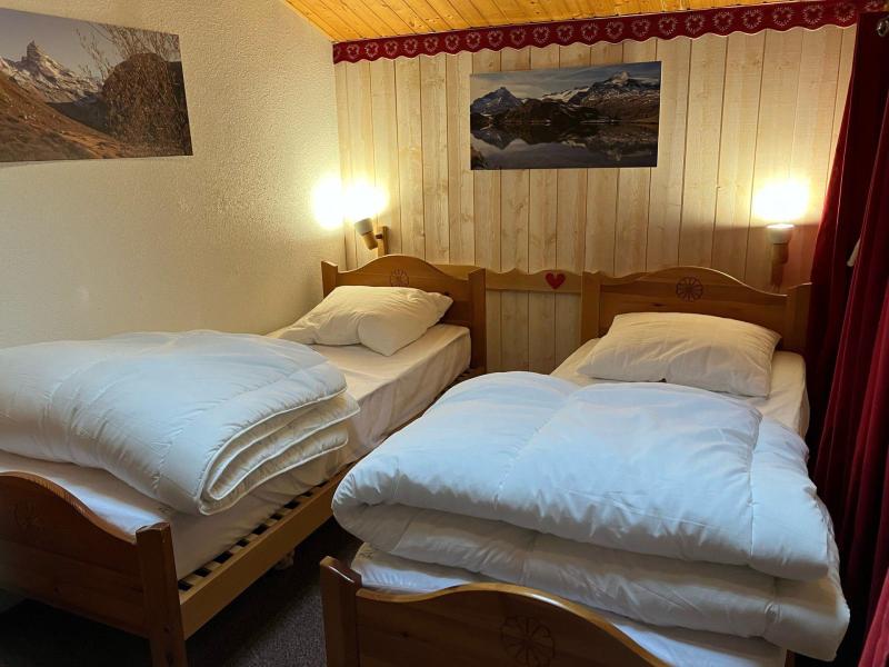 Holiday in mountain resort 3 room apartment 8 people (30E) - Résidence les Avenières - La Norma - Bedroom