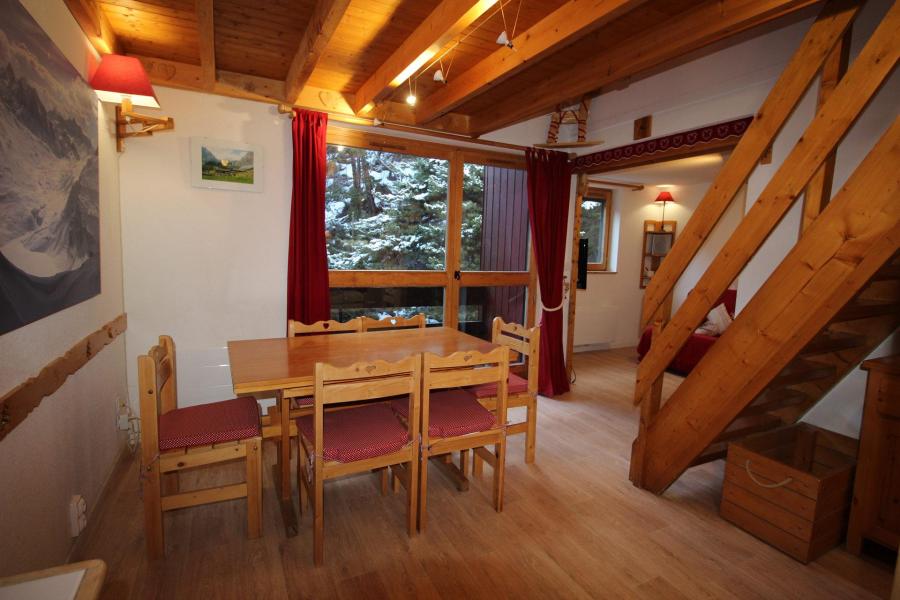 Holiday in mountain resort 3 room apartment 8 people (30E) - Résidence les Avenières - La Norma - Bedroom