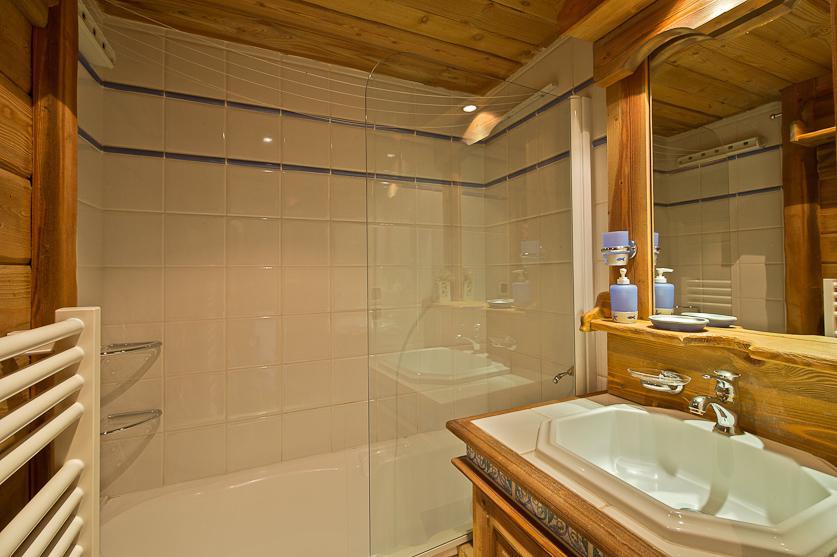 Holiday in mountain resort 4 room apartment 7 people (16A) - Résidence les Balcons de Pralong - Courchevel