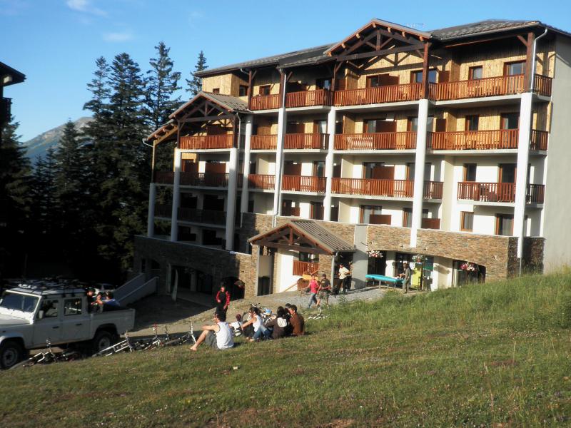 Vacances en montagne Résidence les Blanches Provençales - Chabanon-Selonnet - Extérieur été