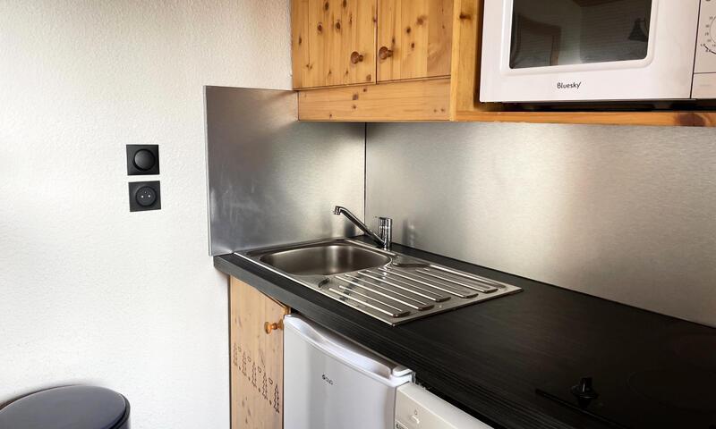 Rent in ski resort 2 room apartment 6 people (Confort 35m²-5) - Résidence les Brigues - MH - Courchevel - Summer outside