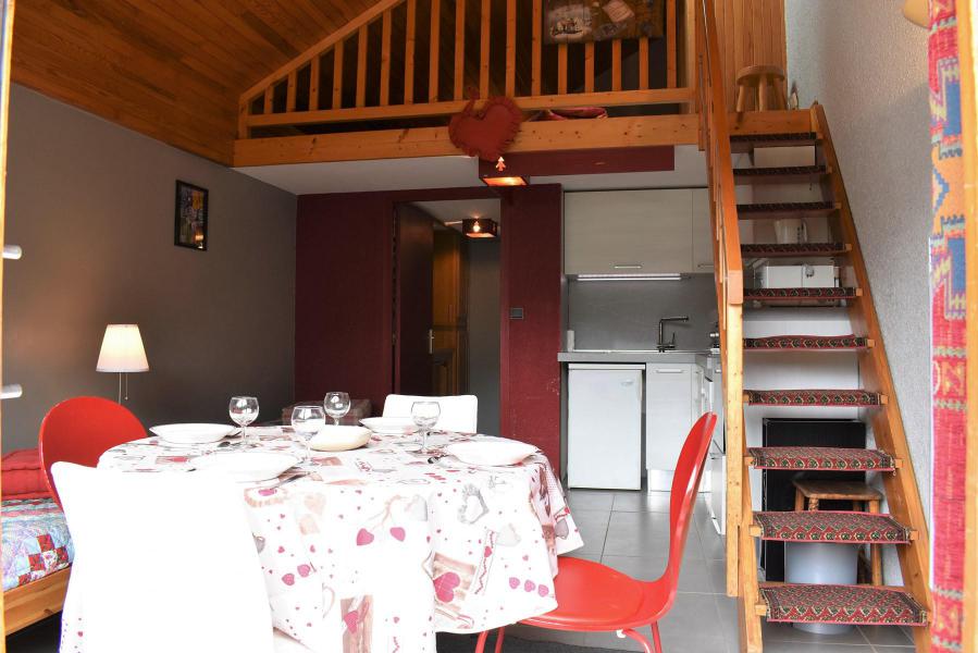 Vacances en montagne Studio mezzanine 5 personnes (32) - Résidence les Brimbelles - Méribel - Séjour