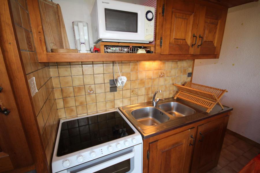 Holiday in mountain resort 2 room apartment 4 people (01) - Résidence les Carlines - Les Saisies - Kitchenette
