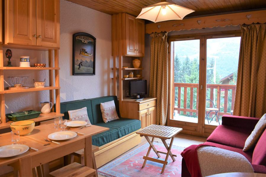 Urlaub in den Bergen 2-Zimmer-Appartment für 4 Personen (E7) - Résidence les Carlines - Méribel - Wohnzimmer