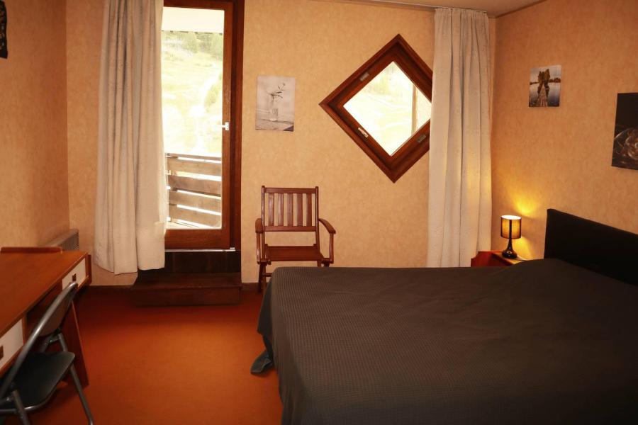 Urlaub in den Bergen 2-Zimmer-Berghütte für 6 Personen (026) - Résidence les Carlines - Les Orres - Schlafzimmer