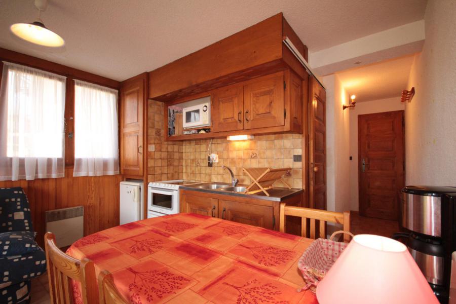 Vakantie in de bergen Appartement 2 kamers 4 personen (01) - Résidence les Carlines - Les Saisies - Tafel