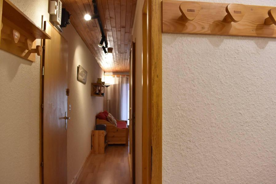 Vacances en montagne Appartement 2 pièces 3 personnes (E13) - Résidence les Carlines - Méribel - Entrée