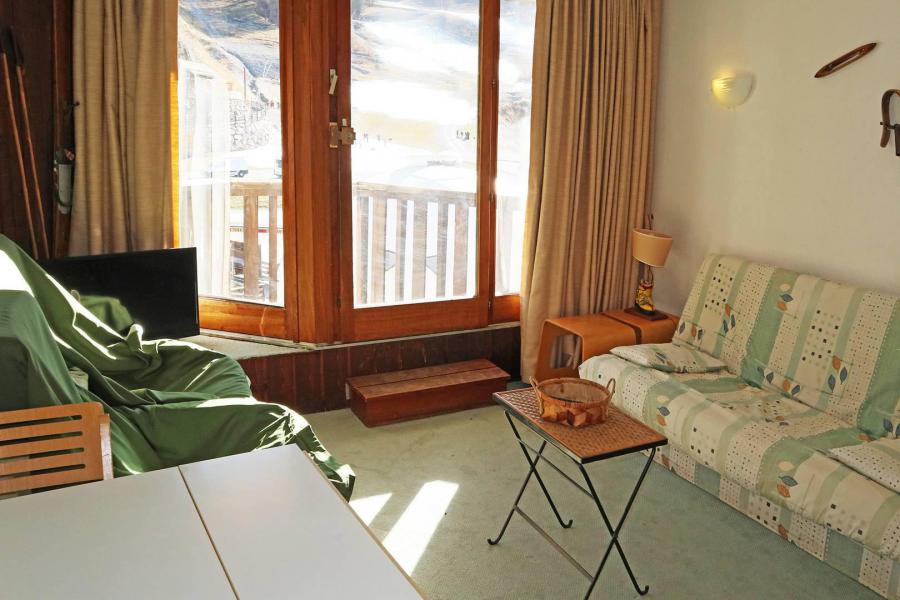 Holiday in mountain resort Studio sleeping corner 4 people (011) - Résidence les Carlines - Les Orres - Living room