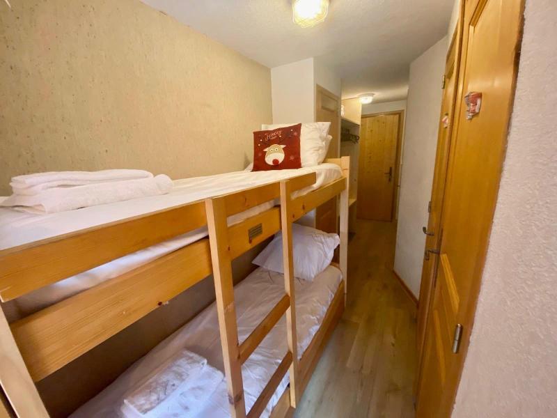 Holiday in mountain resort 2 room apartment 4 people (B6) - Residence Les Castors - Morzine