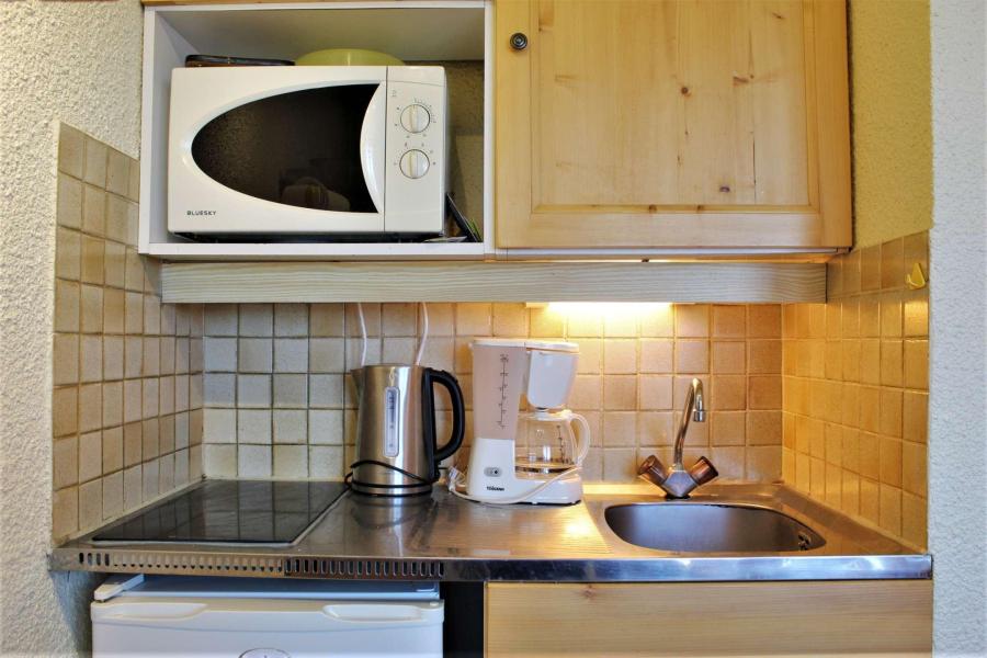 Vacances en montagne Studio cabine 4 personnes (37) - Résidence les Chabrières I - Risoul - Kitchenette