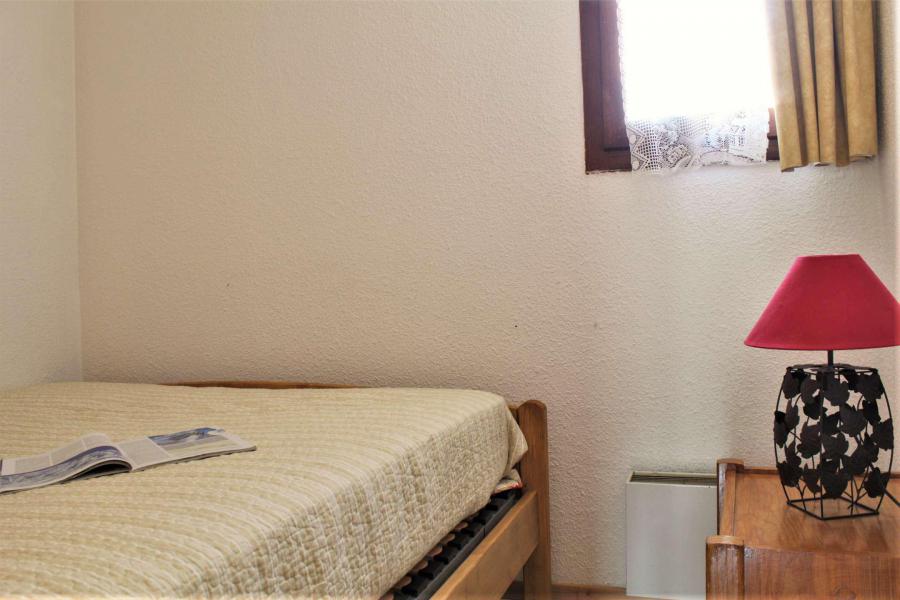 Urlaub in den Bergen 2-Zimmer-Appartment für 4 Personen (51II) - Résidence les Chabrières II - Risoul - Schlafzimmer