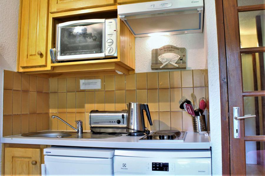 Vacances en montagne Appartement 2 pièces 4 personnes (51II) - Résidence les Chabrières II - Risoul - Kitchenette