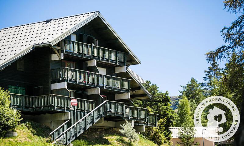 Location au ski Résidence les Chalets D'aurouze - Maeva Home - La Joue du Loup - Extérieur été