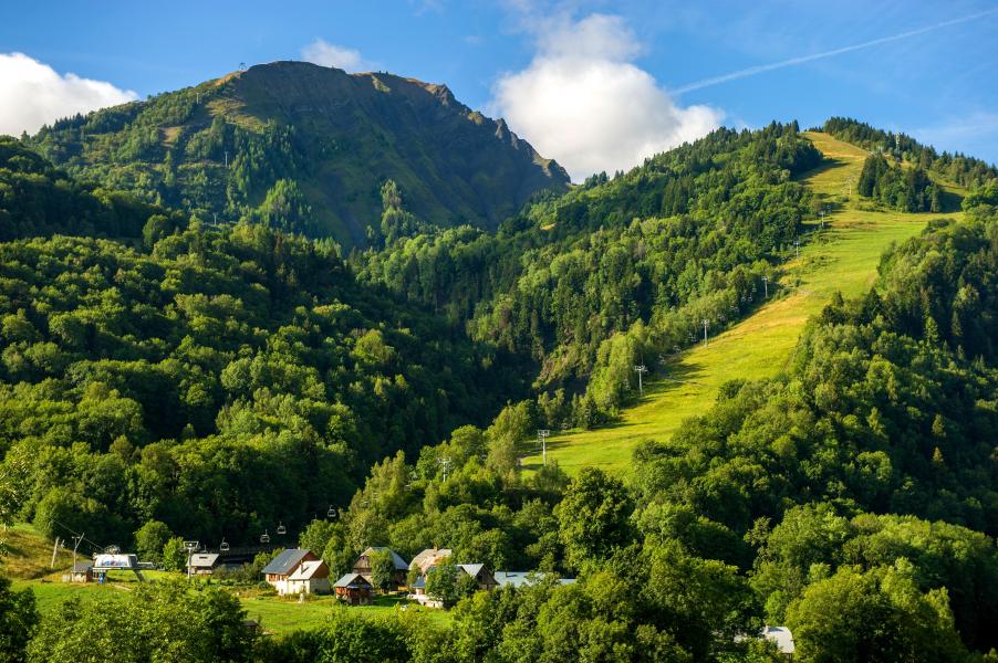 Vacanze in montagna Résidence les Chalets de Belledonne - Saint Colomban des Villards - Esteriore estate